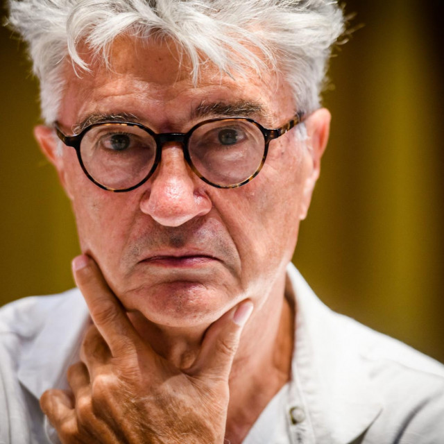 Vatroslav Kulić, uz slike izložene u Kući Arsen