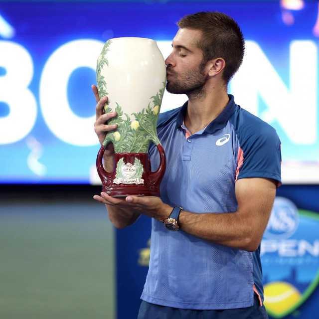 Dugo je čekao na ovo - Borba Ćorić s trofejem iz Cincinnatija