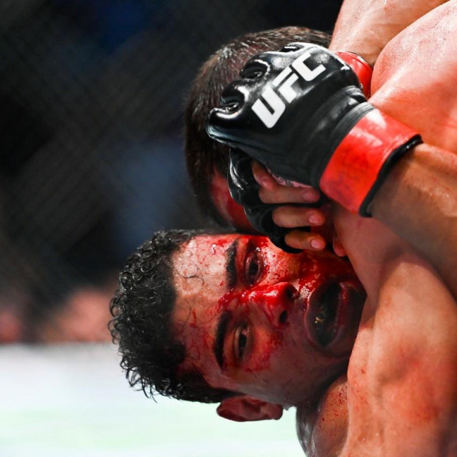 Paulo Costa (donji) vs. Luke Rockhold