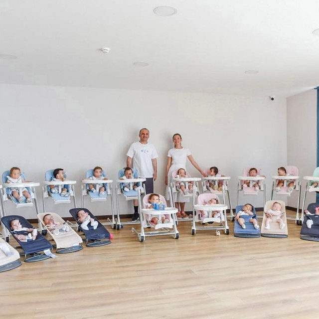 Bračni par ima 21 surogat-bebu