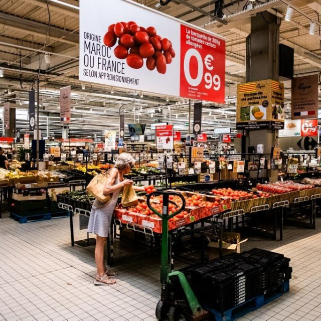 Carrefour supermarket