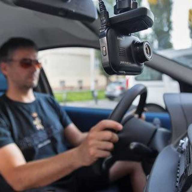 Kamere za snimanje vožnje, ilustracija