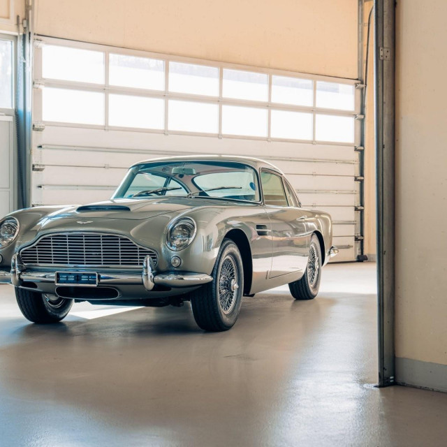 Aston Martin DB5 Seana Conneryja