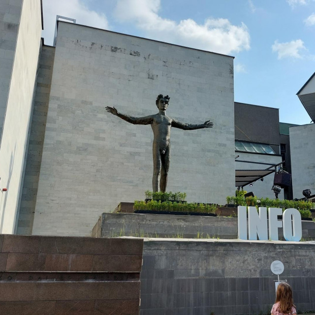 Kaunas zbog raznih, posebno glazbenih, programa u organizaciji Europske prijestolnice kuture vrvi mladim ljudima