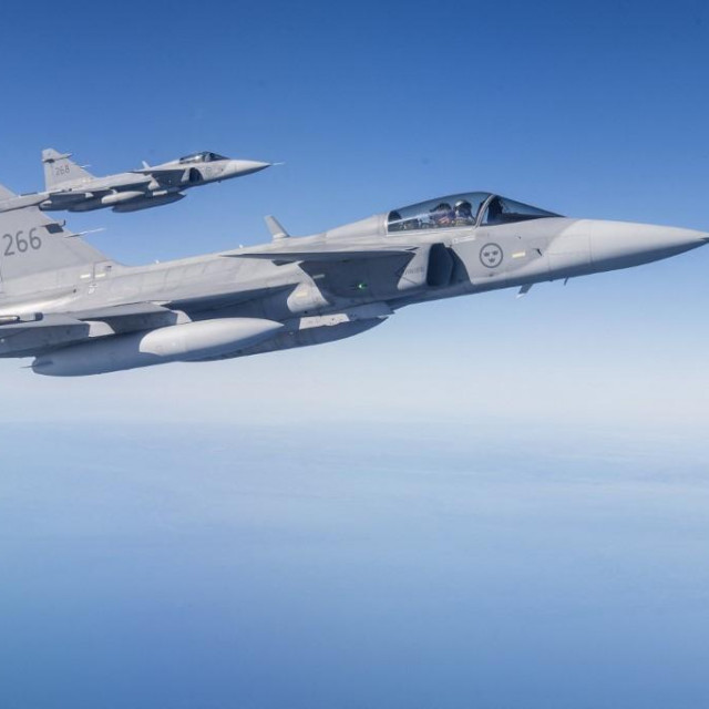 Švedski borbeni zrakoplovi Gripeni