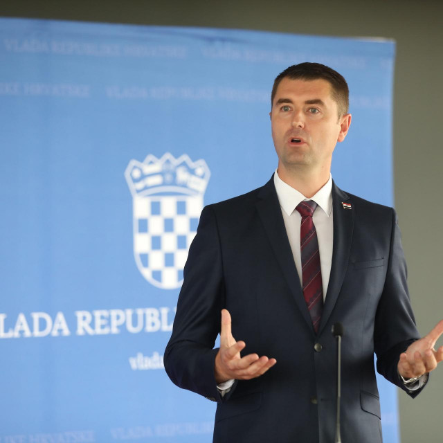 Ministar Davor Filipović