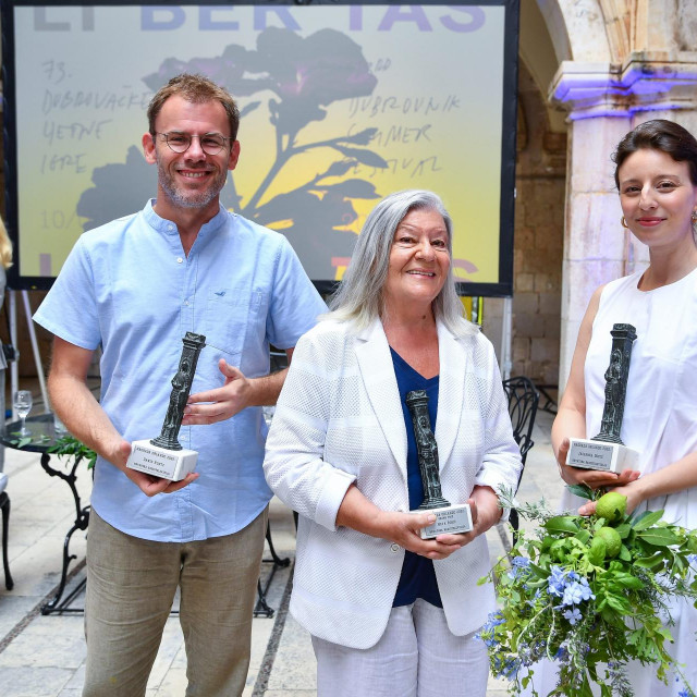 Dobitnici Orlanda: Tomislav Fačini u ime Dawida Runtza, Neva Rošić i Jadranka Đokić