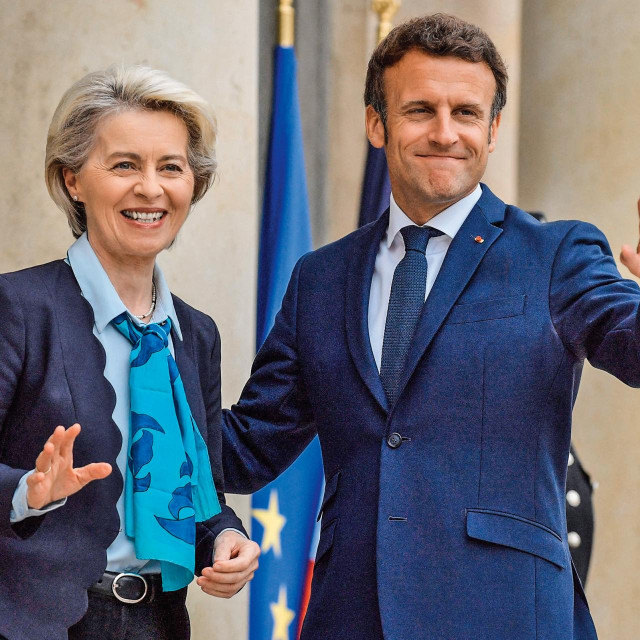 Ursula von der Leyen i Emmanuel Macron
