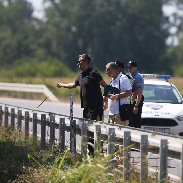 Ilustracija, policija