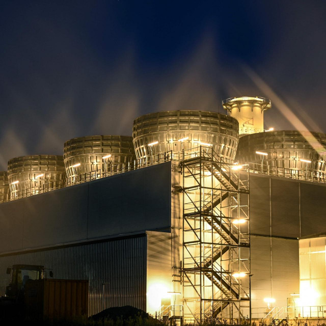 Nijemci su planirali staru termoelektranu Herne 4 transformirati u termoelektranu na plin. Međutim, zbog otežane opskrbe plinom, u ožujku 2022. odlučuju odgoditi taj plan, i nastavljaju s ugljenom