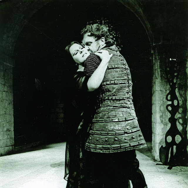 Tonko je Nevi izjavio ljubav između jedne popodnevne i večernje predstave