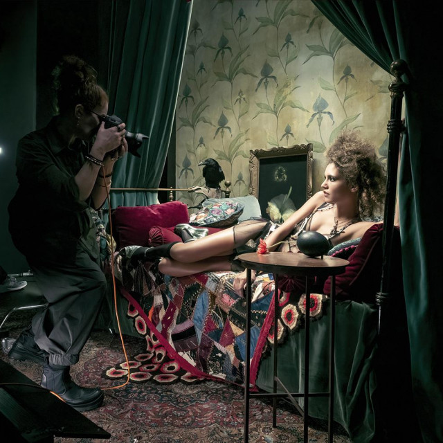 Pirelli kamendar 2023., behind the scenes