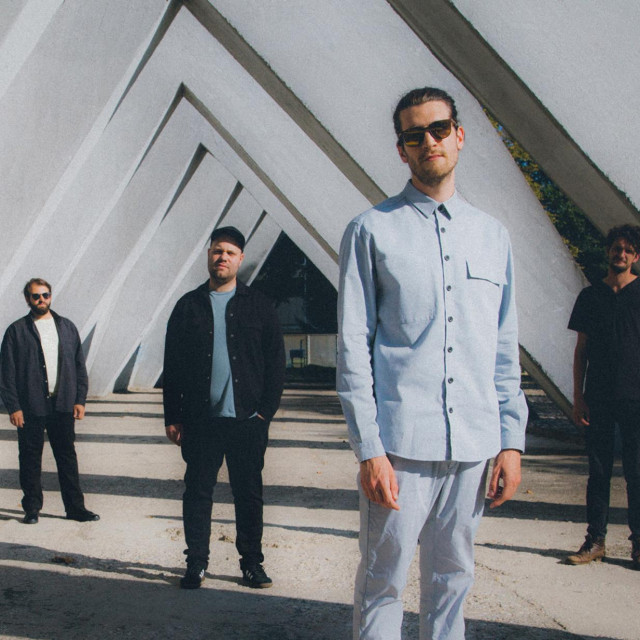 Trokut slušajte na Prisavlju