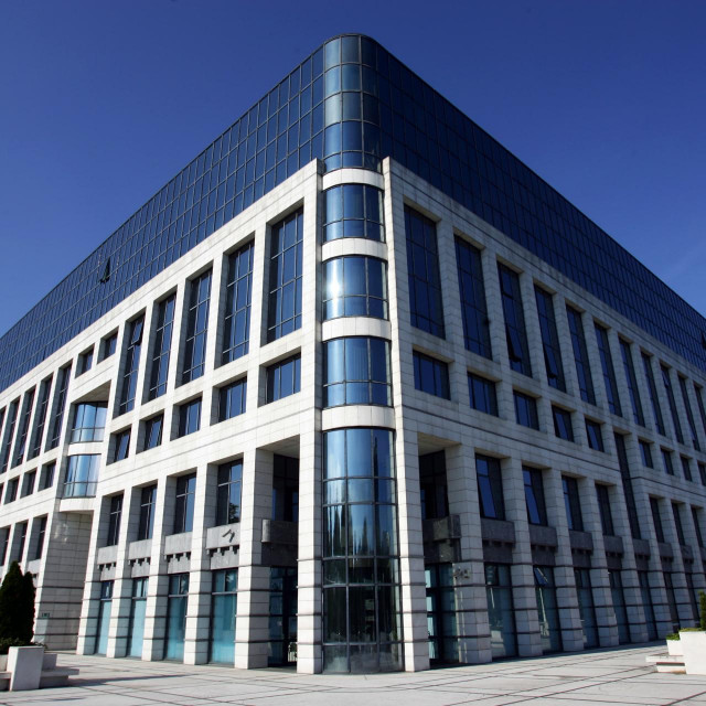 Zgrada INA-e u Novom Zagrebu