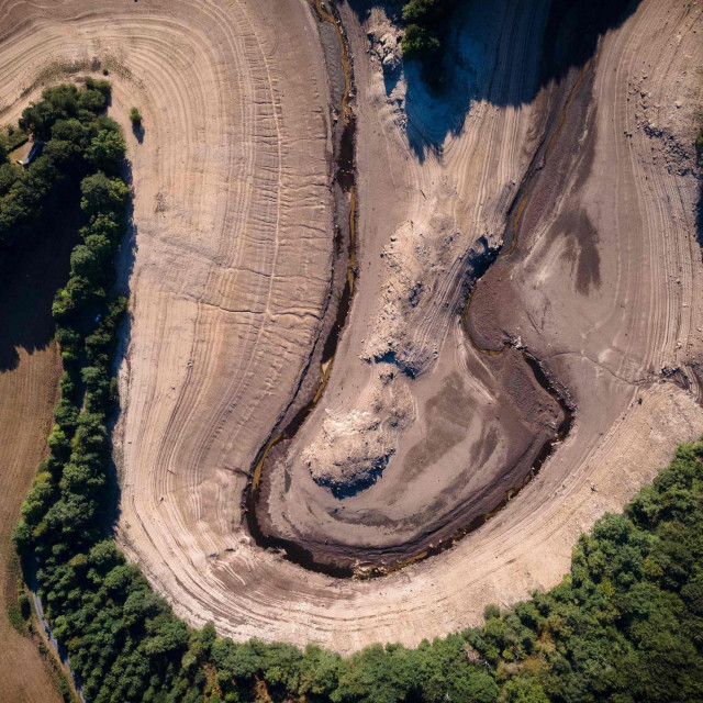 Poljoprivredni sektor, osjetljiv i na sušu i na ekstremne kiše, mogao bi do 2050. pretrpjeti gubitke od 332 milijarde dolara