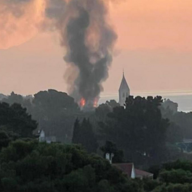 Požar u Bolu