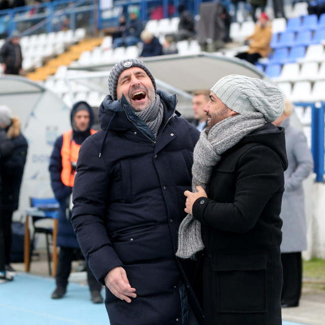 Slika iz nekih drugih vremena: Bivši trener Osijeka Nenad Bjelica i nekadašnji trener Šibeniaka Mario Rosas
 