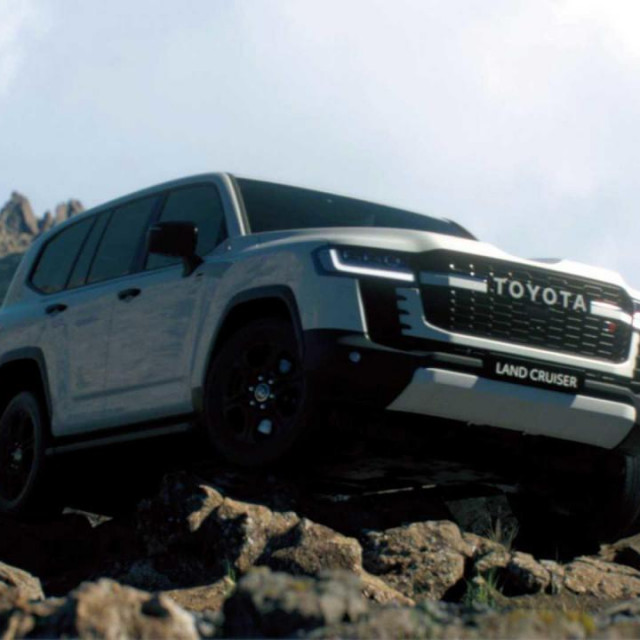 2022. Toyota Land Cruiser