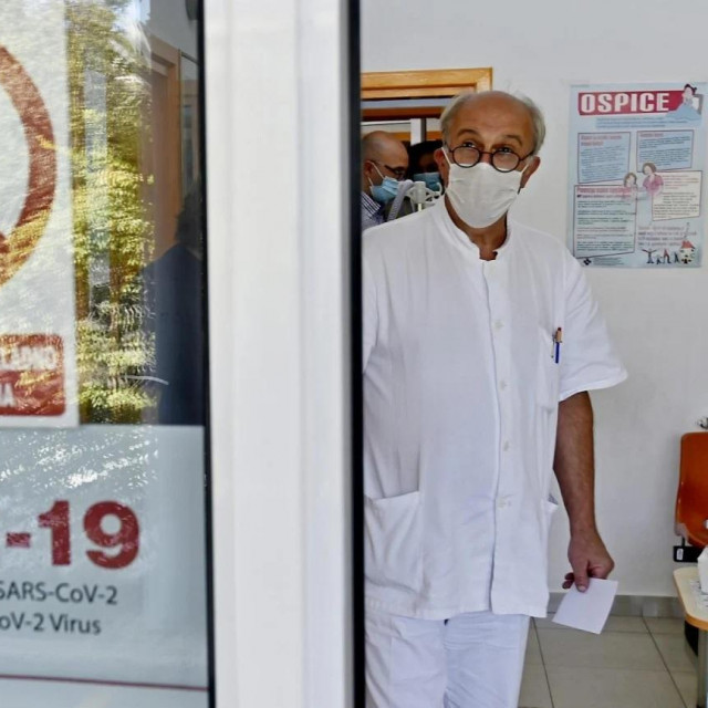 Na fotografiji: dr. Ivo Ivić