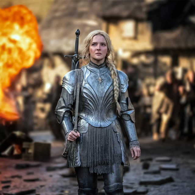 Morfydd Clark kao Galadriel u seriji ”Gospodar prstenova: Prstenovi moći”