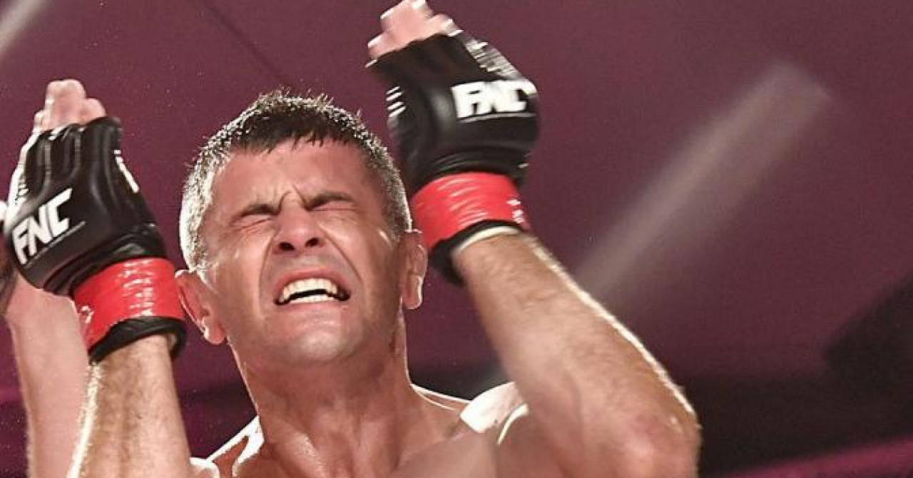 Fight Site - Savo Lazić završio Truščeka nakon samo 15 sekundi, Barbir ...