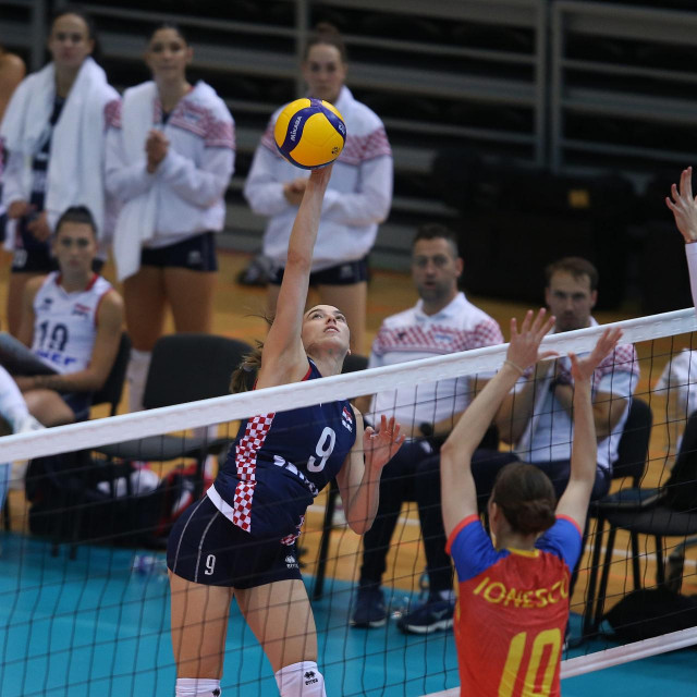 Lucija Mlinar