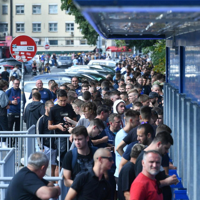 Gužve ispred maksimirskih blagajni