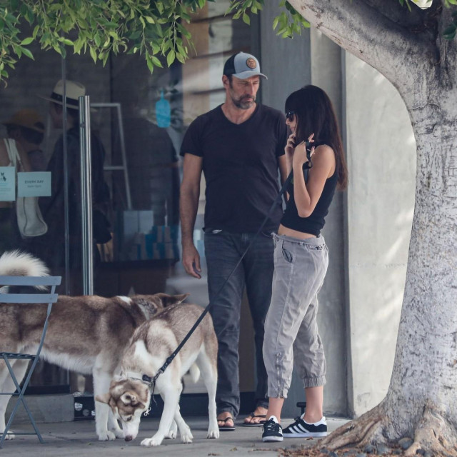 Camila Morrone i misteriozni prijatelj