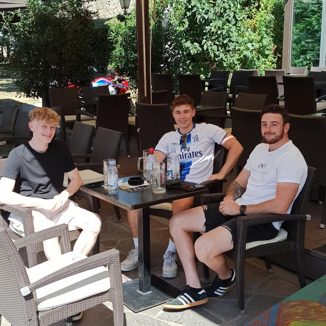 Tom, (23), Luke (19) i Jack (19)