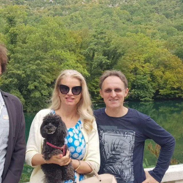 Tonči i Vjekoslava Huljić s Dušanom Vasićem