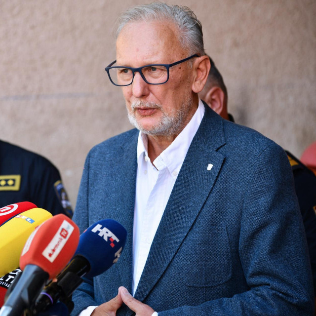 Davor Božinović
