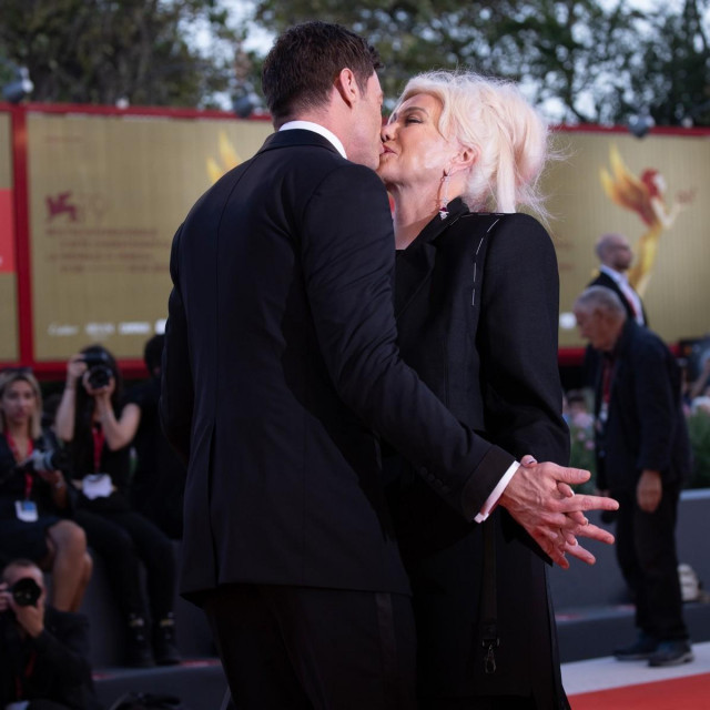 Hugh Jackman i Deborra-Lee Furness