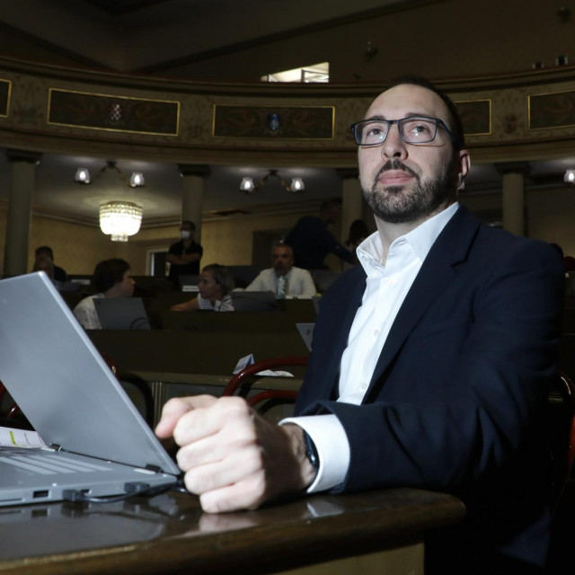 Tomislav Tomašević na sjednici Gradske skupštine Grada Zagreba.