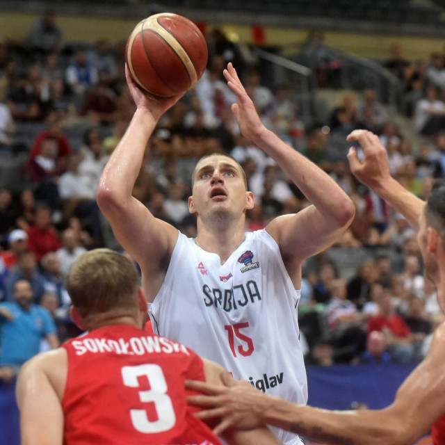 Nikola Jokić protiv Poljaka