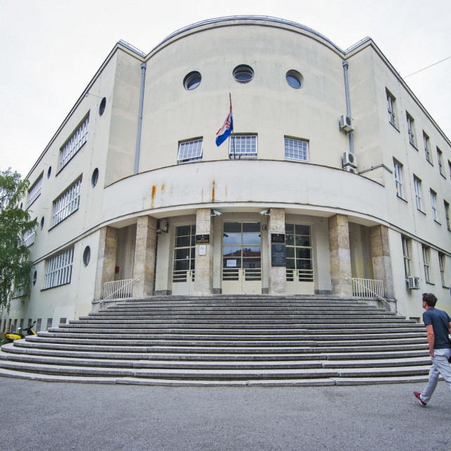 zgrada zagrebačke XVI. gimnazije