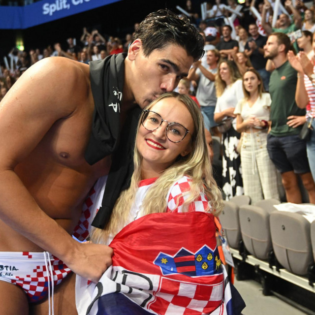 Andrija Bašić s djevojkom