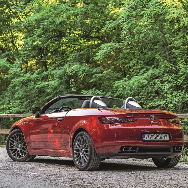 Alfa Romeo Spider