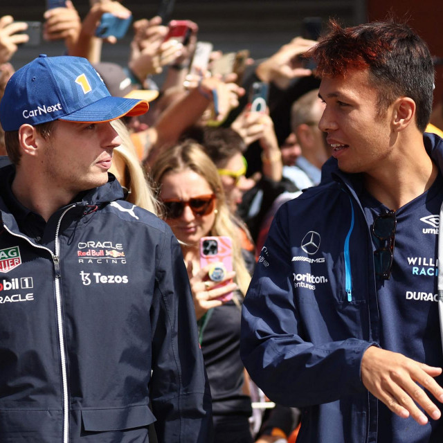 Max Verstappen i Alex Albon