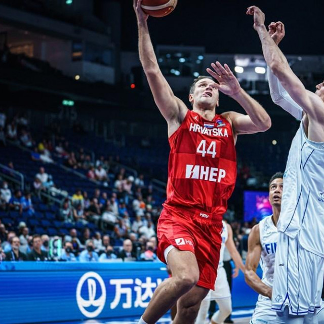 Bojan Bogdanović i Lauri Markkanen