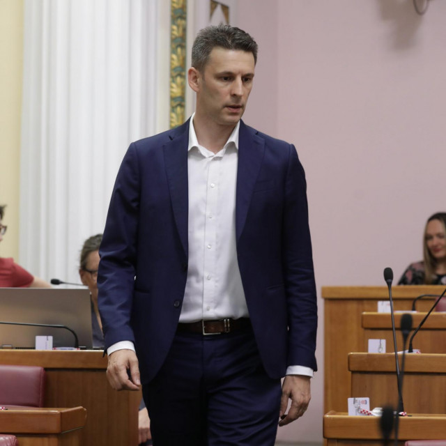 Čelnik Mosta Božo Petrov