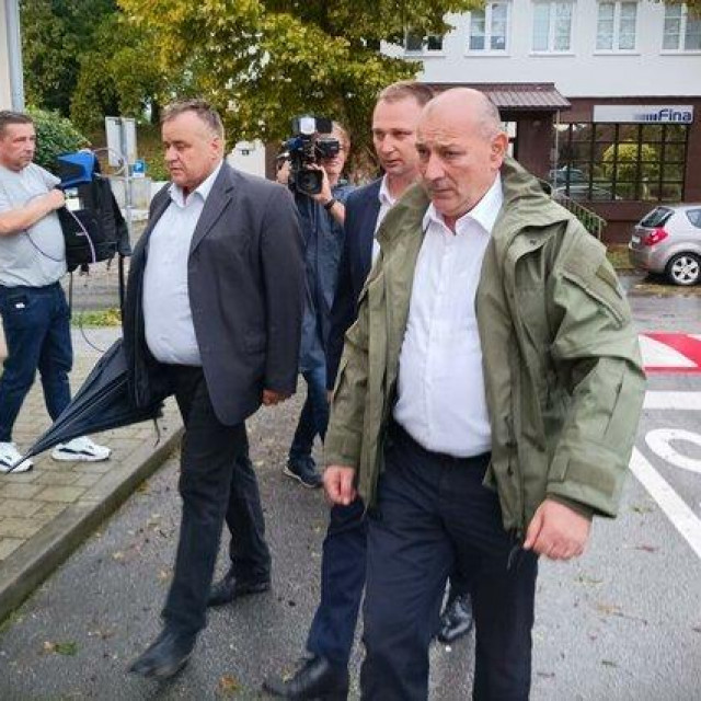 Župan Marko Marušić, potpredsjednik Vlade Tomo Medved i gradonačelnik Dinko Pirak