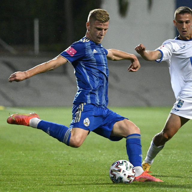 Enis Cokaj (lijevo)