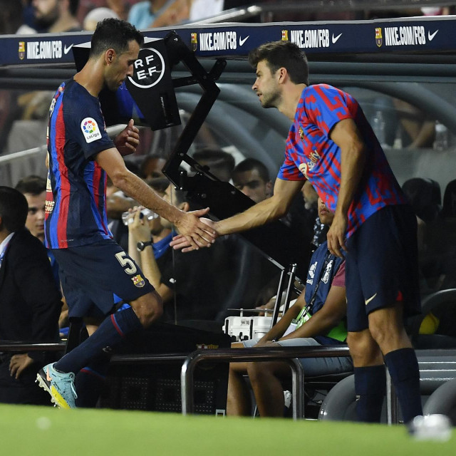 Sergio Busquets je aktualni kapetan Barcelone, a Gerard Pique njegov zamjenik