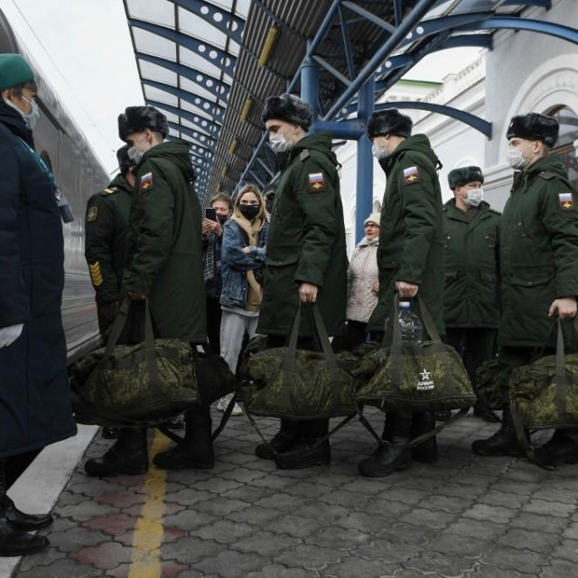 Ruski vojni obveznici