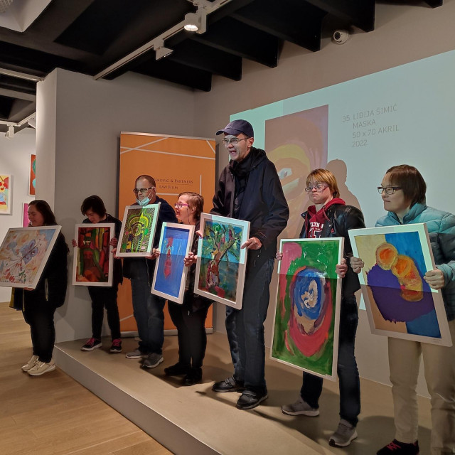 Sedam odabranih autora sa svojim radovima