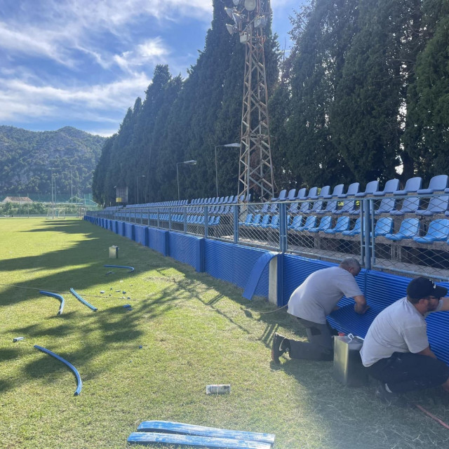 Stadion Podvornica se priprema za dolazak nogometaša splitskog Hajduka