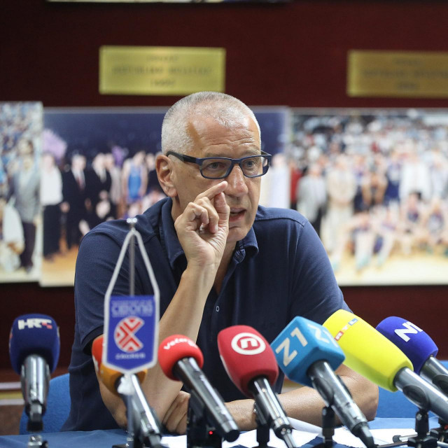 Aco Petrović se obratio novinarima