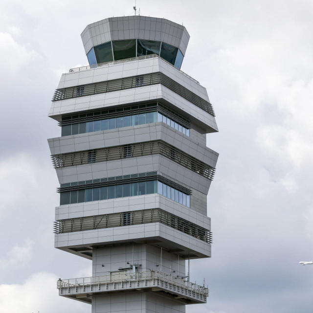 Kontrolni toranj zračne luke ‘Nikola Tesla‘