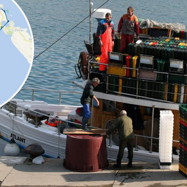 Arhivska fotografija broda Atlant