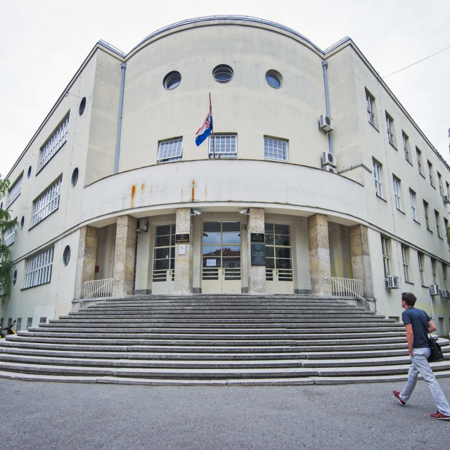 Klasična gimnazija u Križanićevoj u Zagrebu
